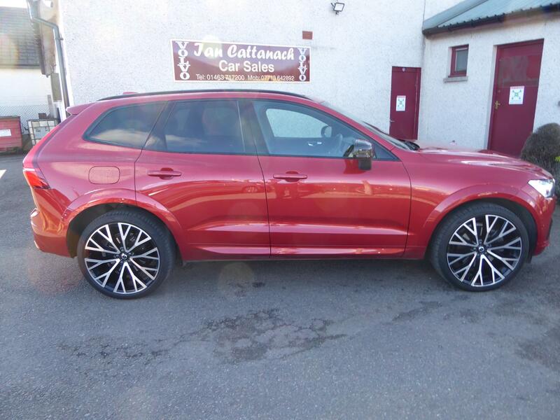 VOLVO XC60 2.0 R-Design T5