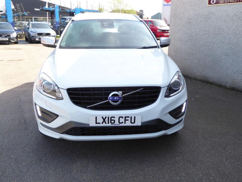 View VOLVO XC60 2.4 R-Design Lux Nav D4 AWD