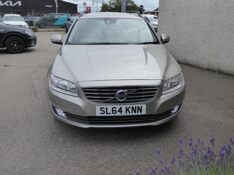 View VOLVO V70 2.4 D5 Business Edition