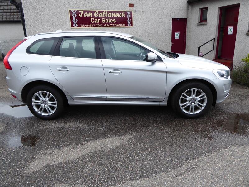 View VOLVO XC60 2.4 SE Lux D4 AWD (181hp)